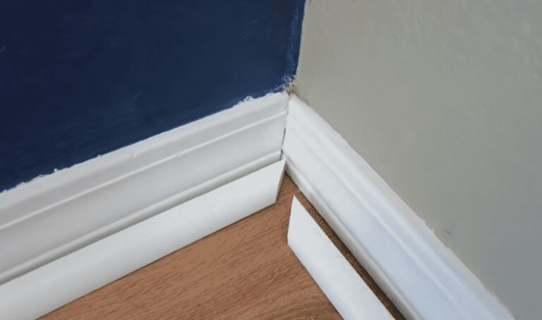 How to Cut Quarter Round Inside Corners With Miter Saw