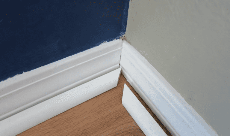 How to Cut Quarter Round Inside Corners With Miter Saw