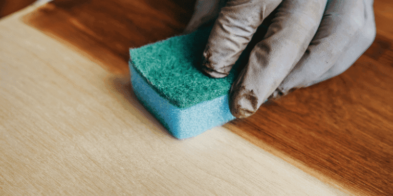 how long to wait between coats of stain
