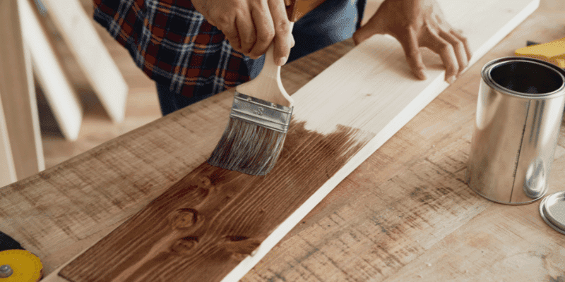 how many coats of stain on wood