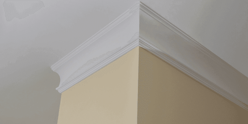 how to cut molding corners