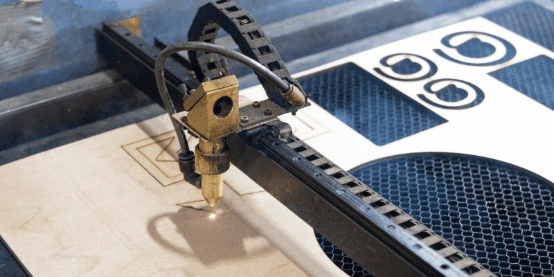 how to cut plywood without splintering