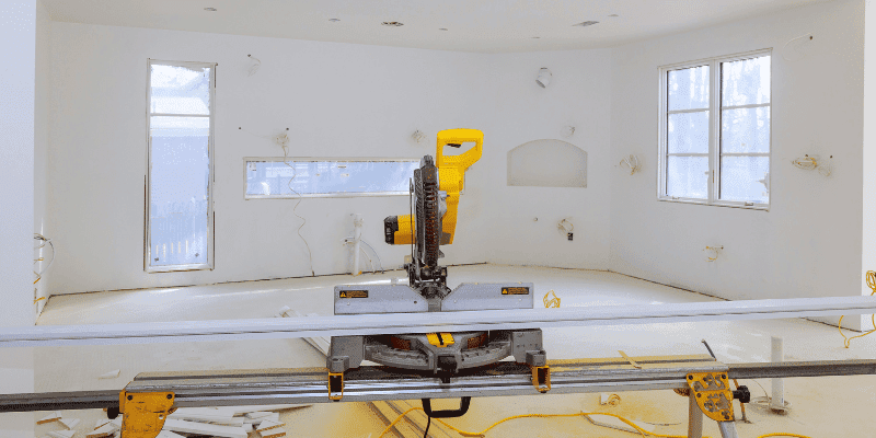 how to use a miter saw to cut angles