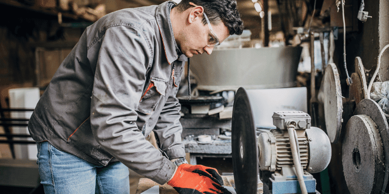 Can You Cut Plexiglass With a Table Saw