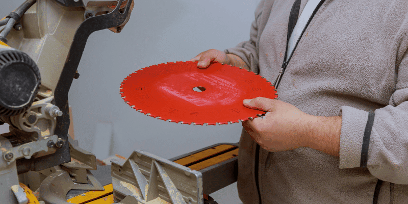 How to Easily Change Blade on Ryobi Circular Saw