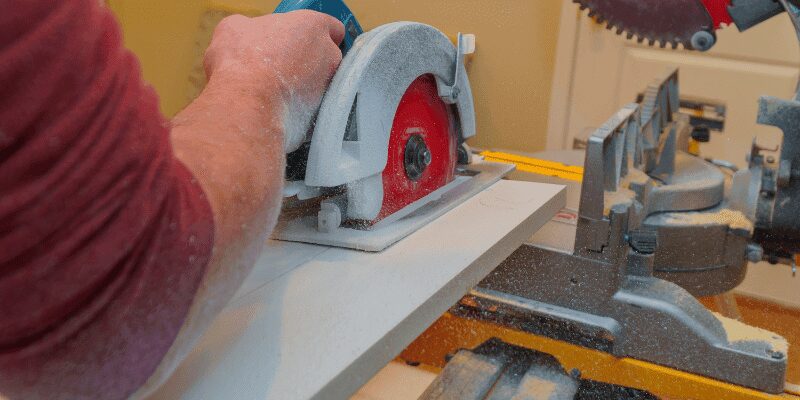 How to Make a Circular Saw Guide