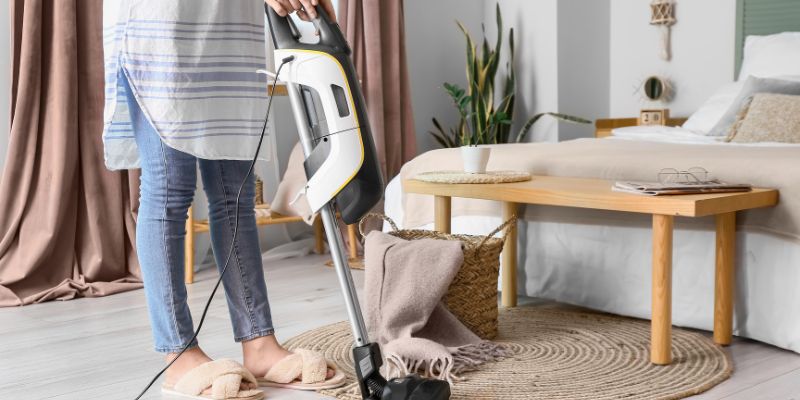 How to Clean Rugs on Hardwood Floors