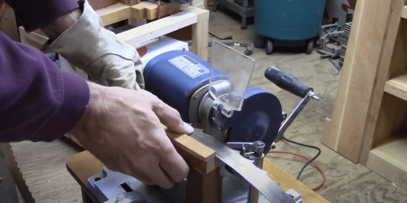How to Sharpen Bandsaw Blades With a Chainsaw Sharpener