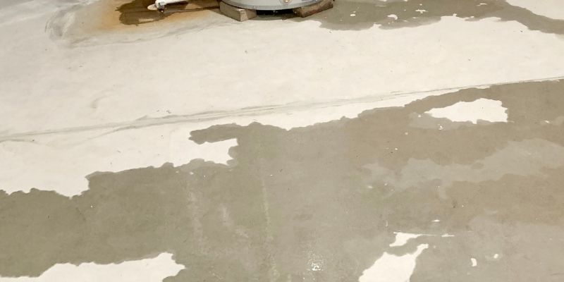 What to Do If Water Floods under Laminate Flooring
