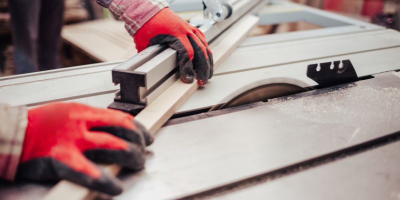 How to Cut Plywood With a Table Saw