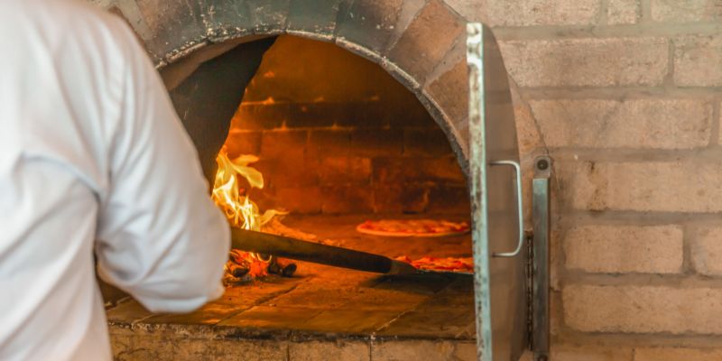 How to Dry Wood in an Oven