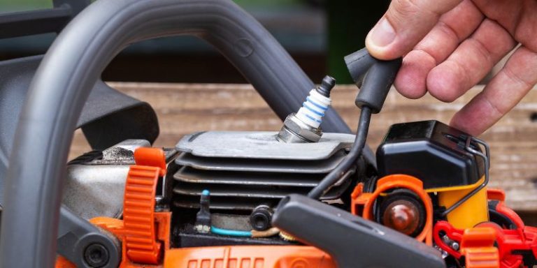How to Adjust a Chainsaw Carburetor Safely (H/L Screws + Precautions)