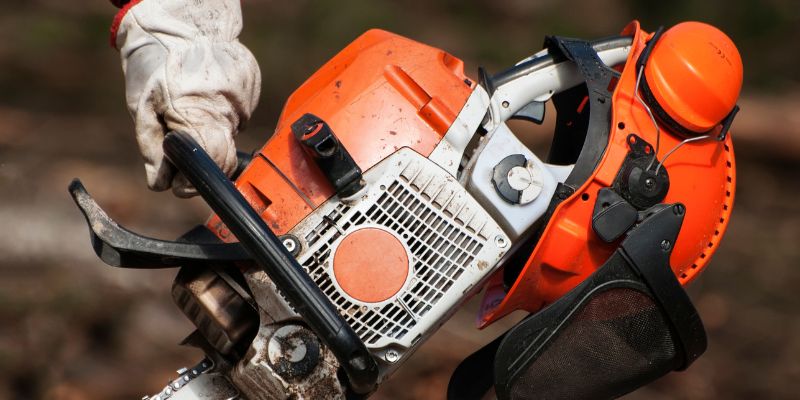 How to Fine-Tune Your Chainsaw's Carburetor