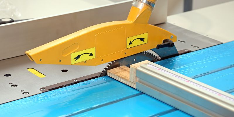 How to Change Blade on Ryobi Table Saw
