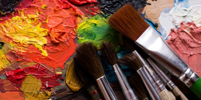 Will Acrylic Paint Stick to Plastic