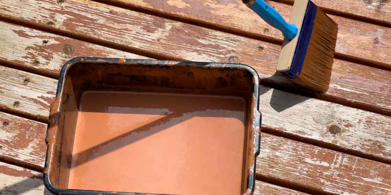 Can You Stain Cedar Wood