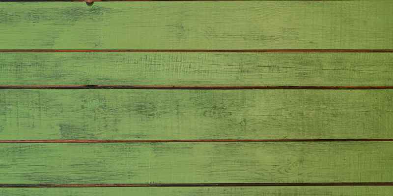 Can You Stain Green Wood