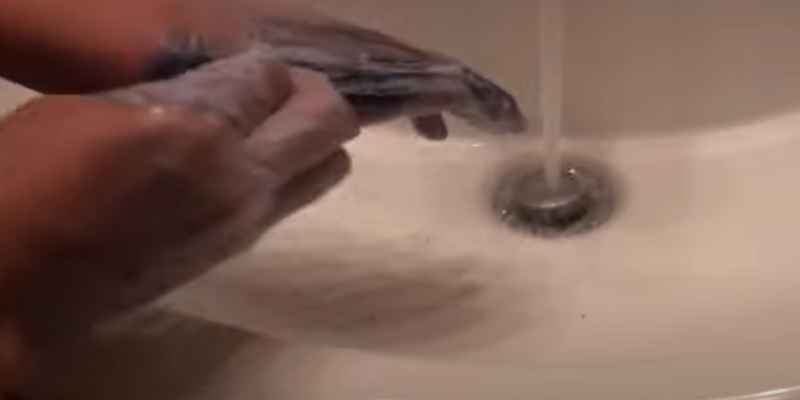 How Do You Get Spray Paint Off Your Hands