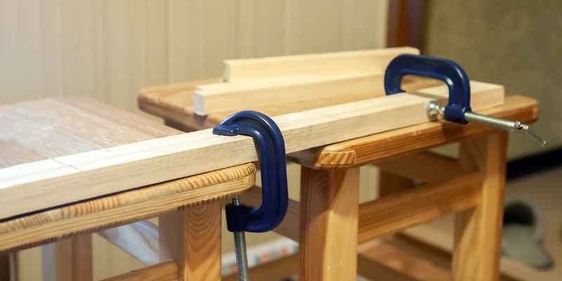 How Long Does Wood Glue Need to Be Clamped