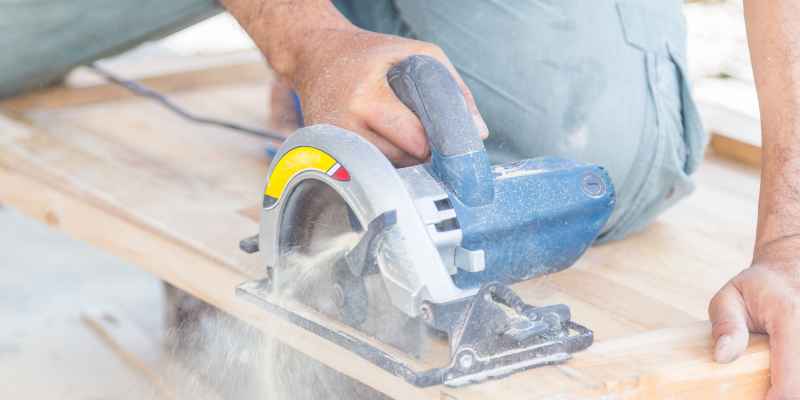 How to Master Straight Cuts with a Circular Saw