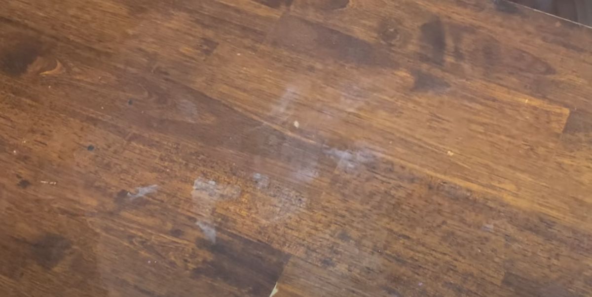 How to Remove Superglue from Wood