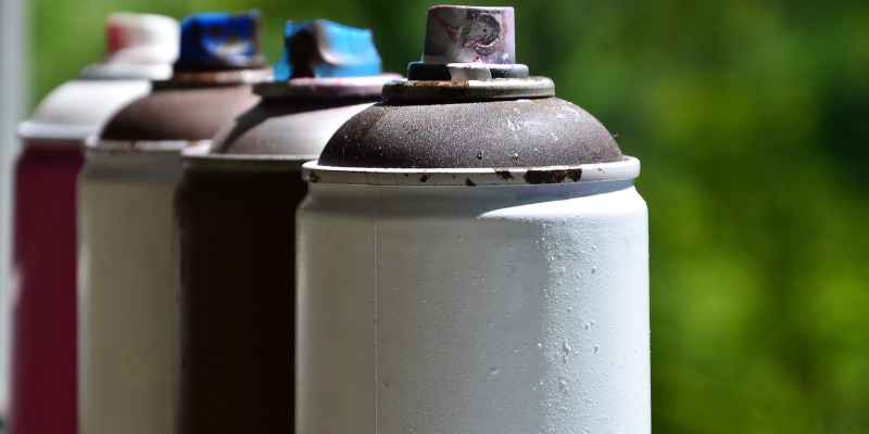 Is Rustoleum Spray Paint Oil Based