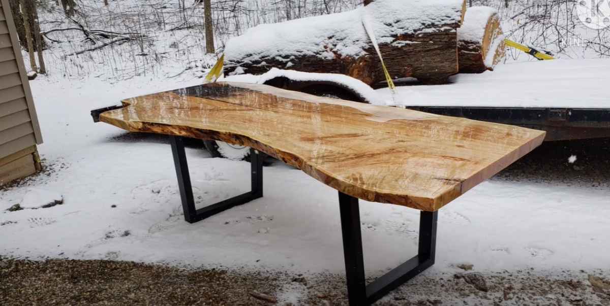 Preserving Bark on Live Edge