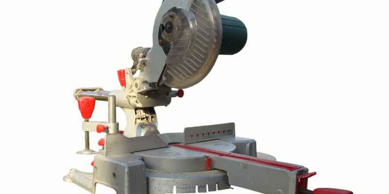 What Kind of Miter Saw Do I Need