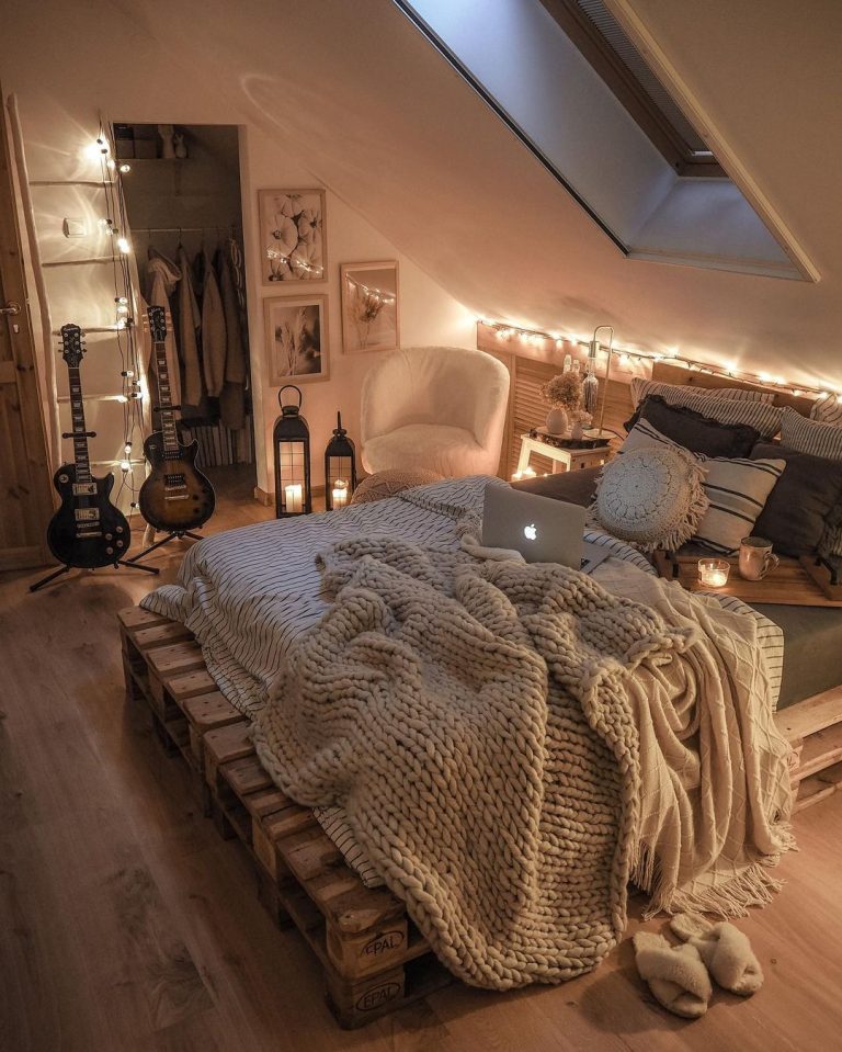 Wood Pallet Bed Frames
