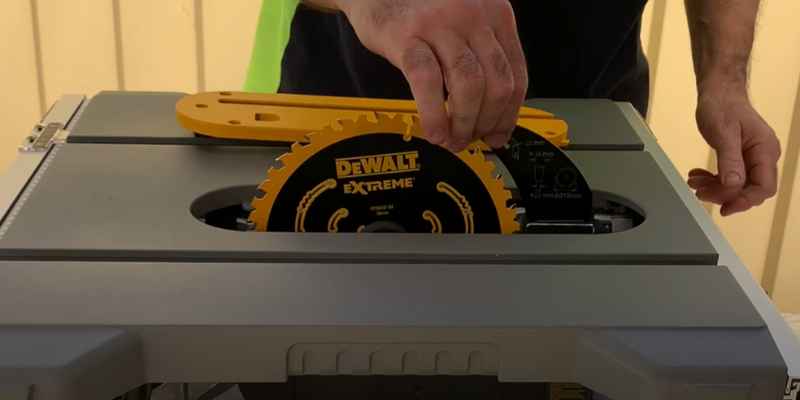 Hercules Table Saw Vs Dewalt