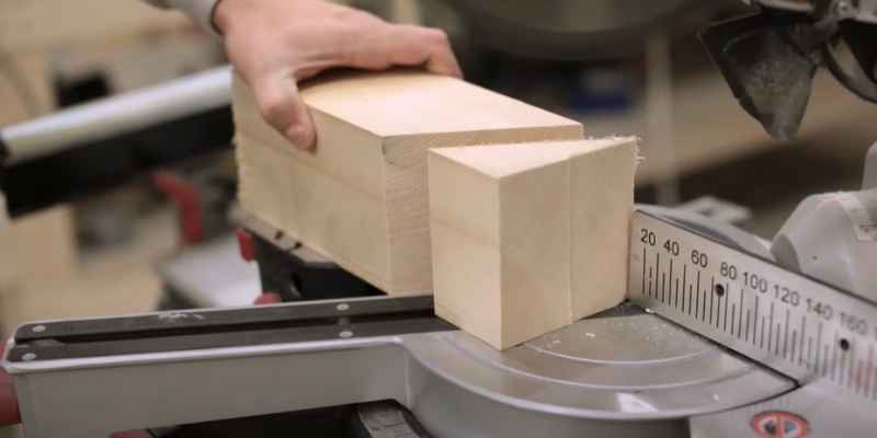 How to Make 60 Degree Cut on Miter Saw