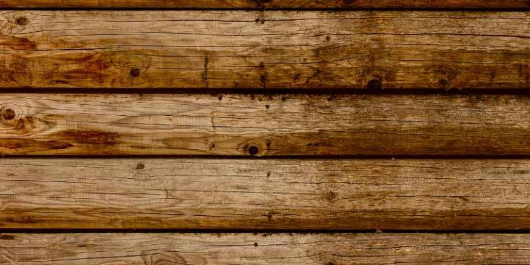 Mixing Duraflame Logs & Regular Wood: A Guide