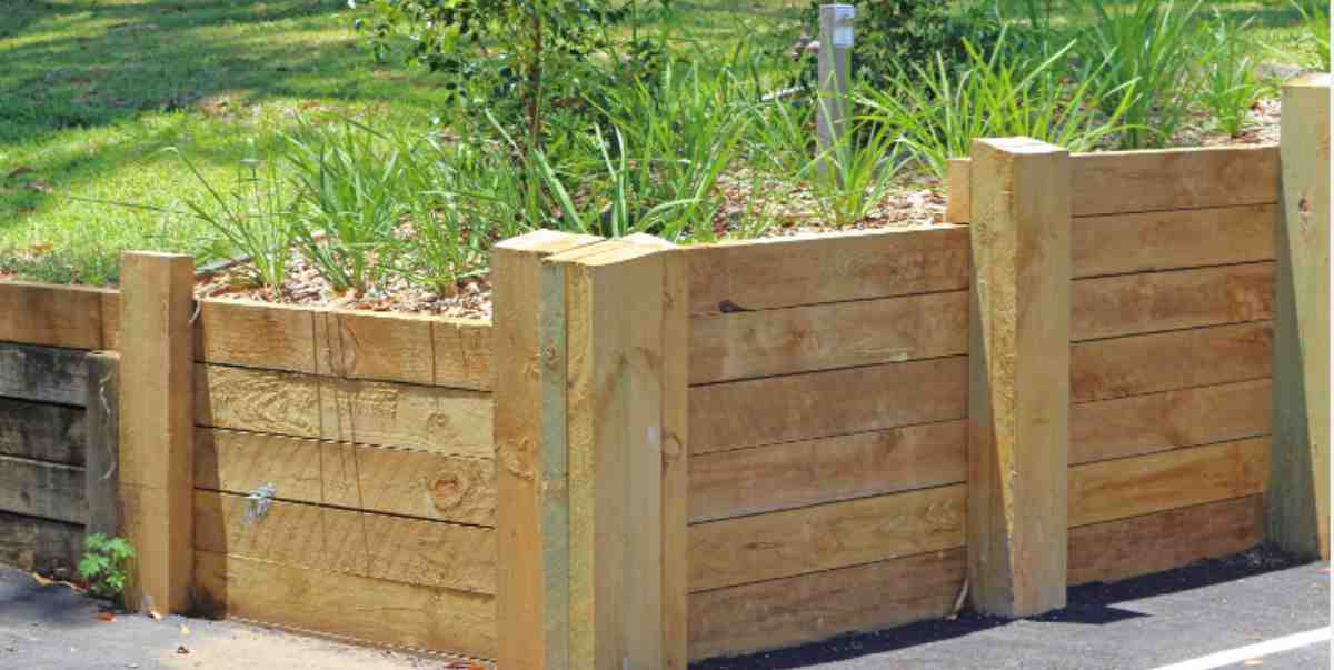 Retaining Wall Ideas Wood