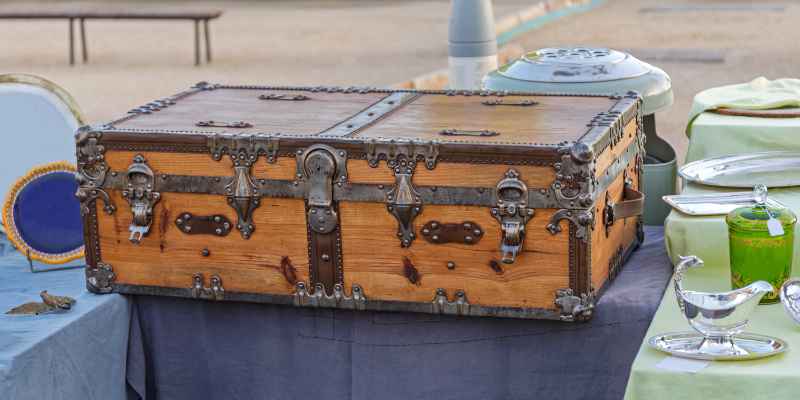 Wood Storage Trunks