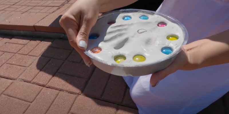 DIY Handprint Stepping Stones: Creative and Personal Garden Decor