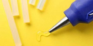 Does Wood Glue Stick to Metal