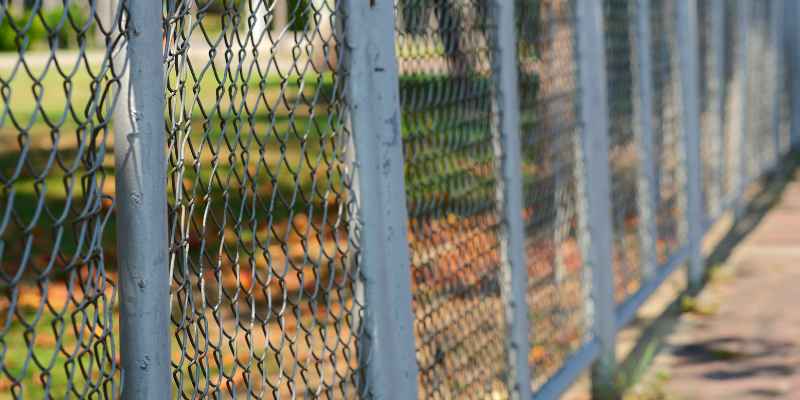 How to Attach Wire Mesh to Wood Fence