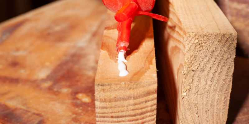 How to Glue a Hairline Crack in Wood