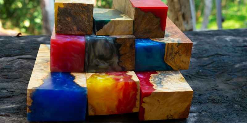 How to Stabilize Wood With Epoxy