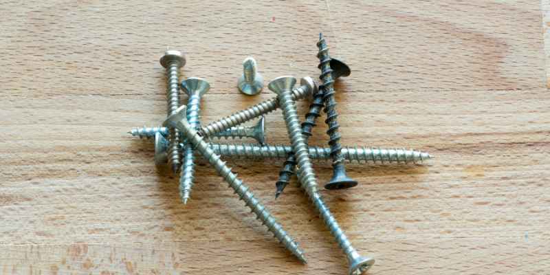 What Type of Screws for Wood Fence