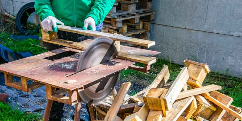 Can You Cut Acrylic with a Table Saw