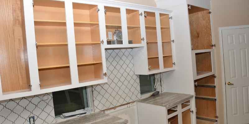 Do You Paint The Inside Of Kitchen Cabinets 2