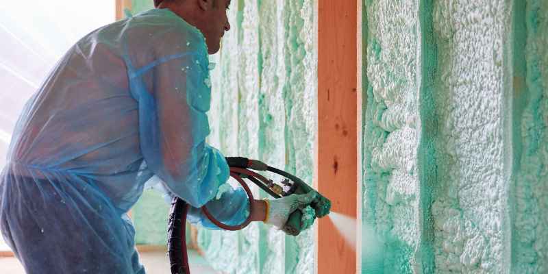 Can You Spray Polyurethane