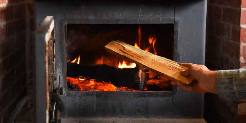 Do Creosote Logs Work in Wood Stoves