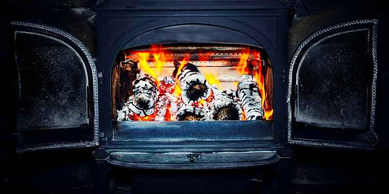 Do Creosote Logs Work in Wood Stoves? Unveil the Truth!