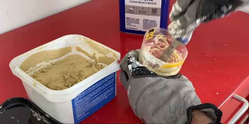 How to Soften Plastic Wood Filler