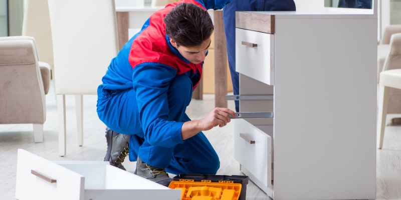 How to Whitewash Wood Furniture