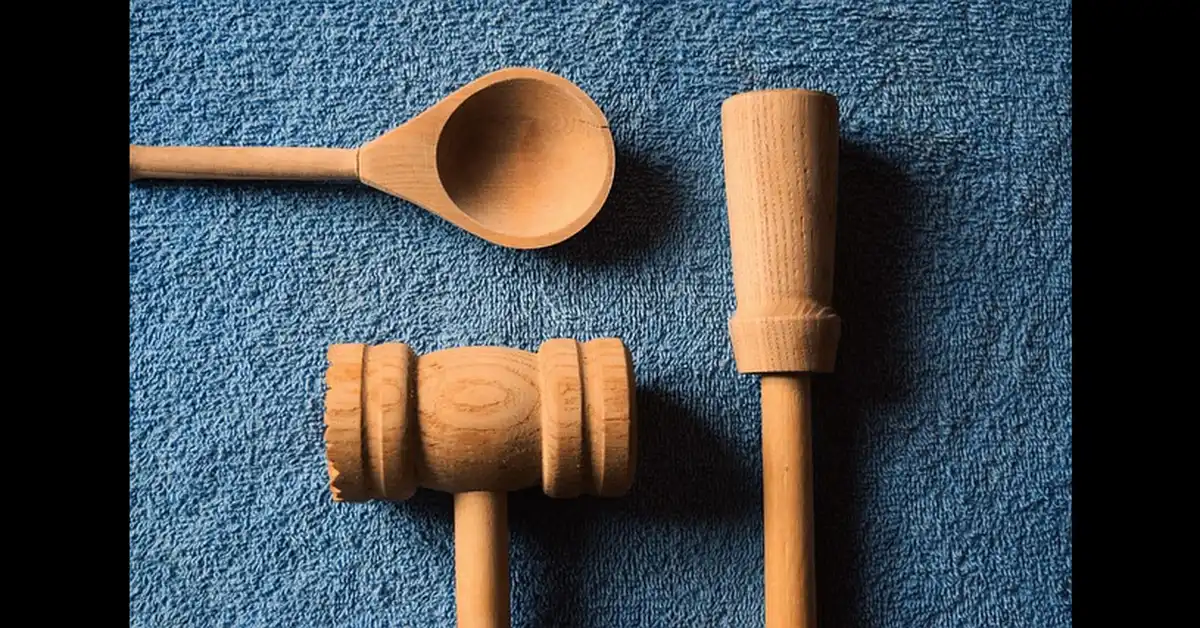 Wooden spoons and utensils that need hand washing to prevent cracking or warping