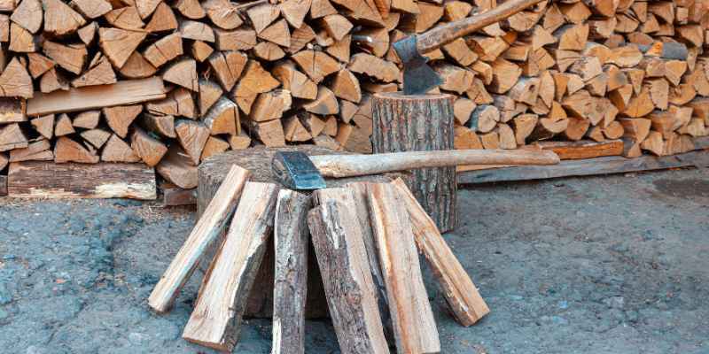 Is Oak a Good Firewood