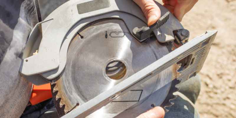 Miter Saw Blade Replacement